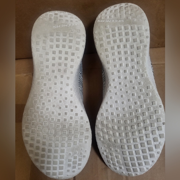 Skecher Air Cooled Memory Foam White/Silver Mid Top Sneakers Women Size 8.5 - Picture 9 of 14